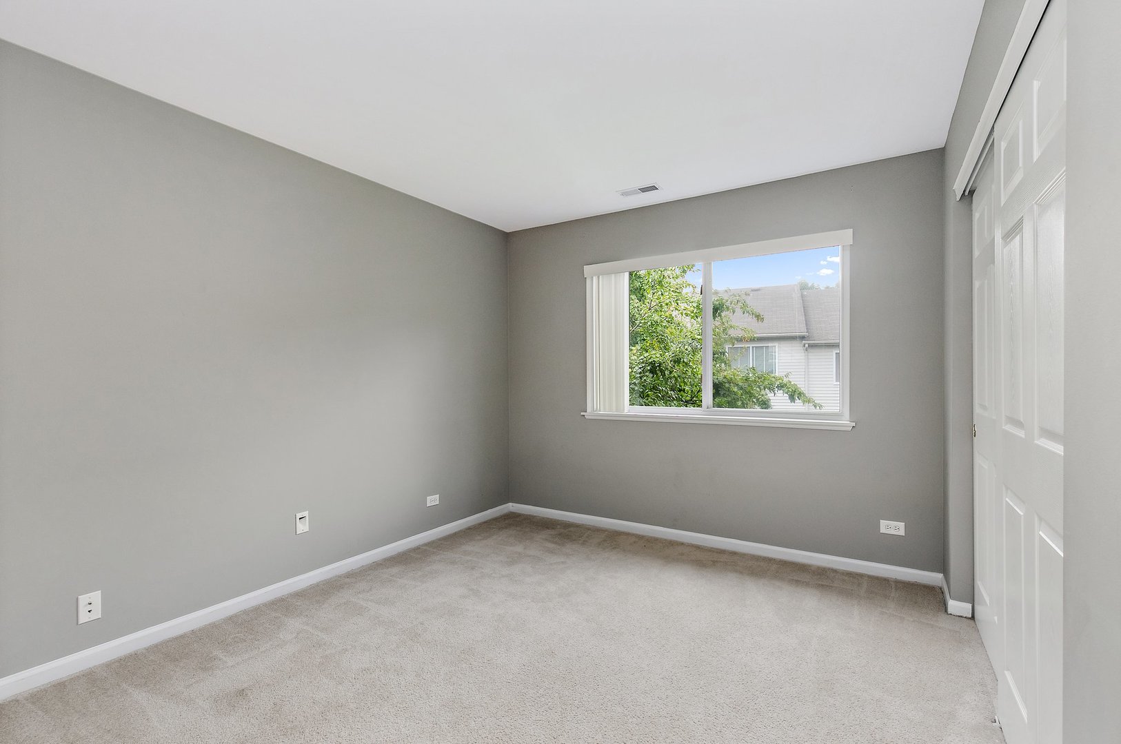 3516 BLUE RIDGE Court, Carpentersville, IL 60110