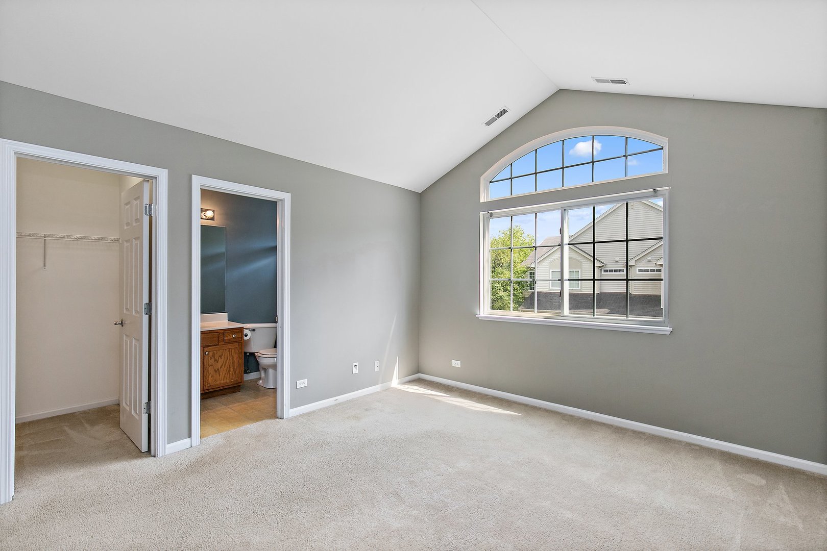 3516 BLUE RIDGE Court, Carpentersville, IL 60110