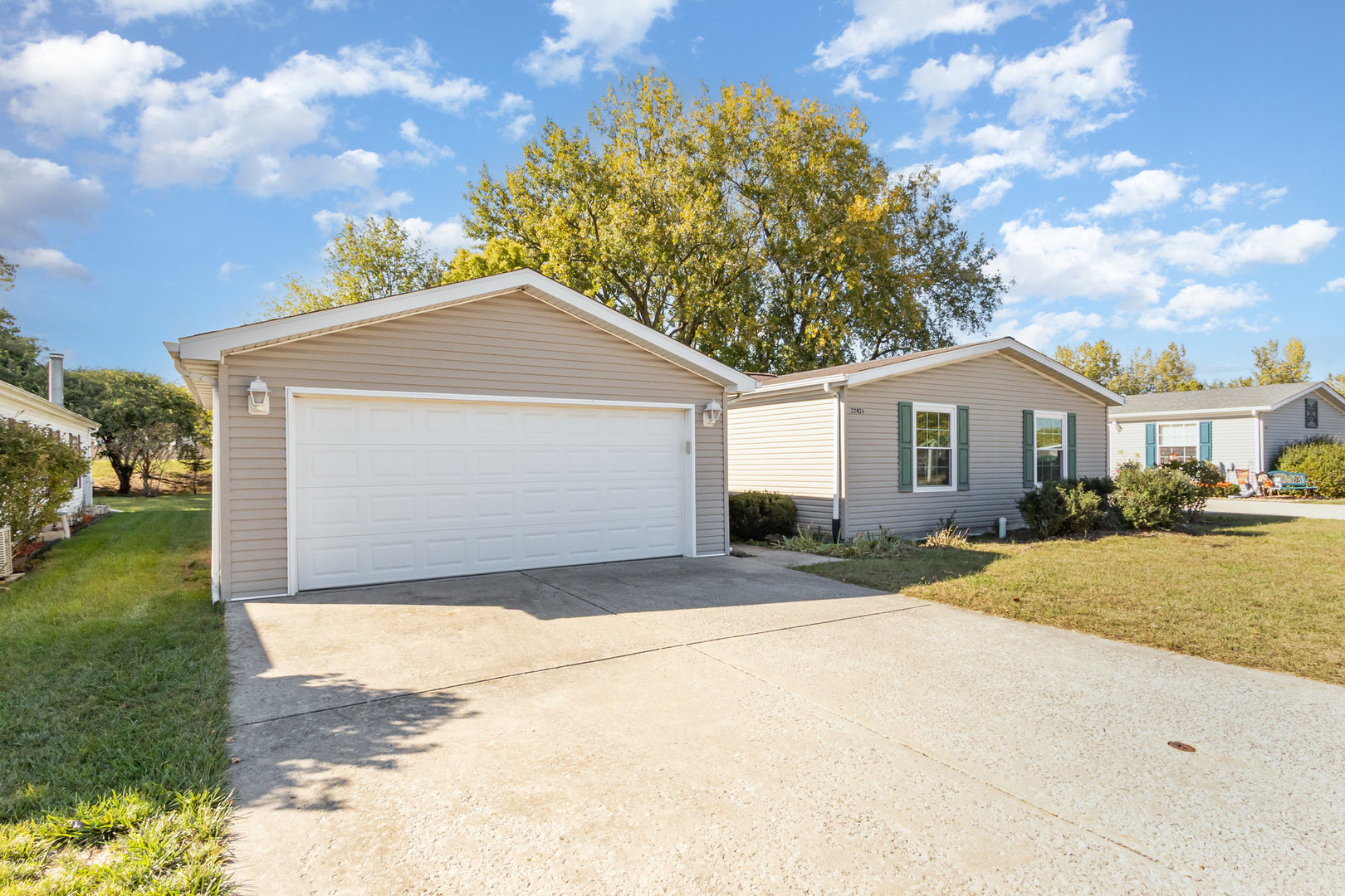22426 S Remington Drive, Channahon, IL 60410