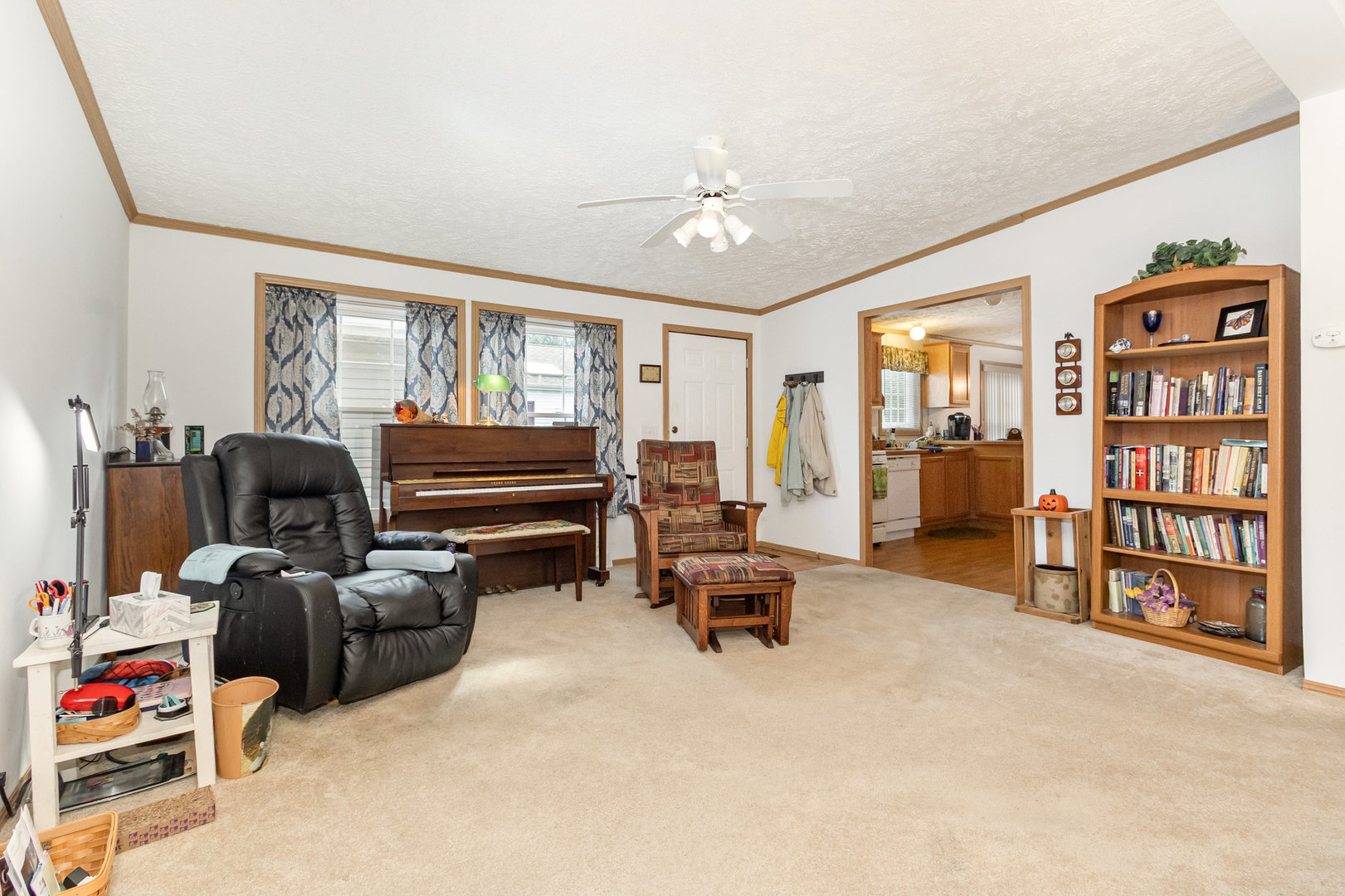 22426 S Remington Drive, Channahon, IL 60410