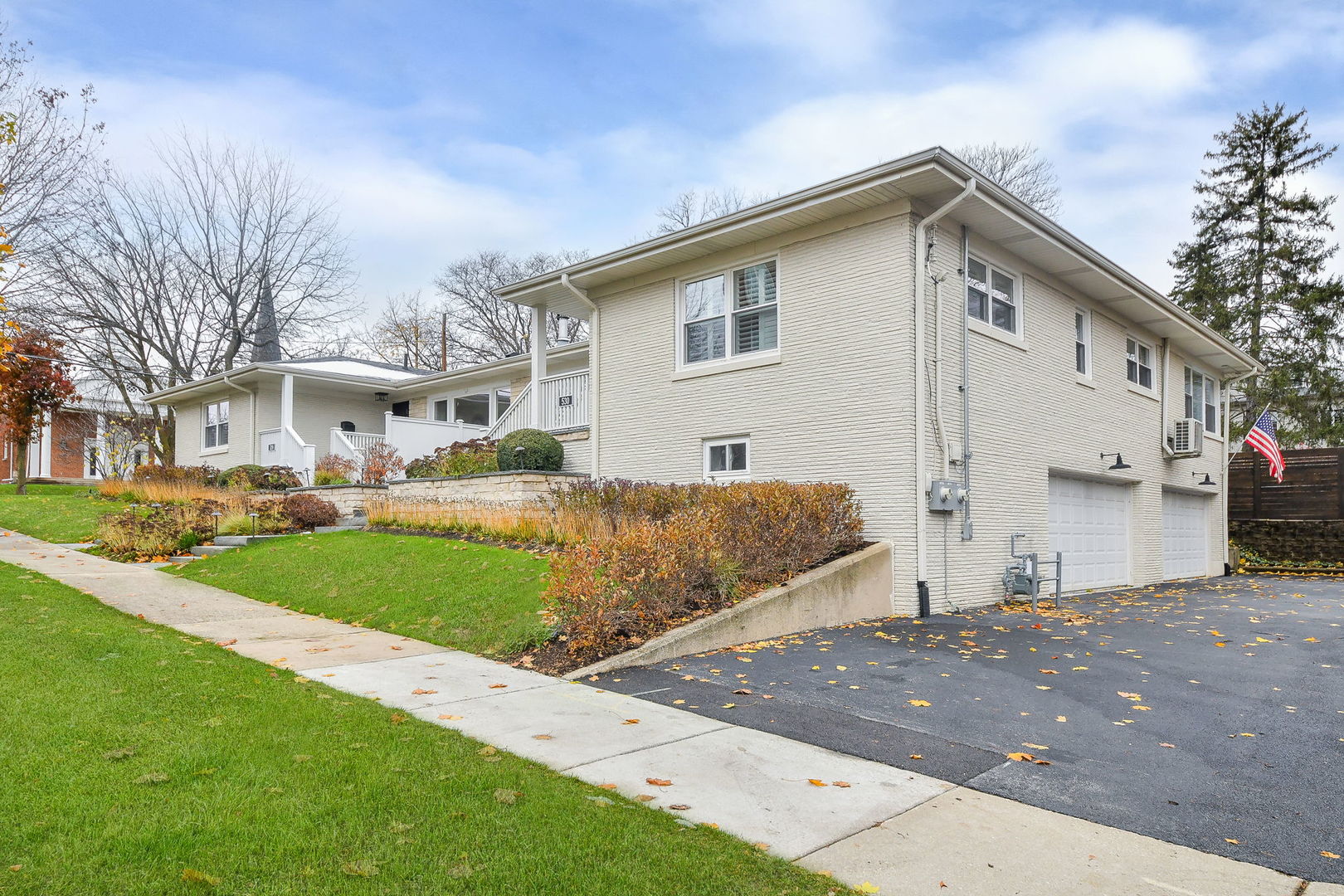 520 Anthony Street #520, Glen Ellyn, IL 60137