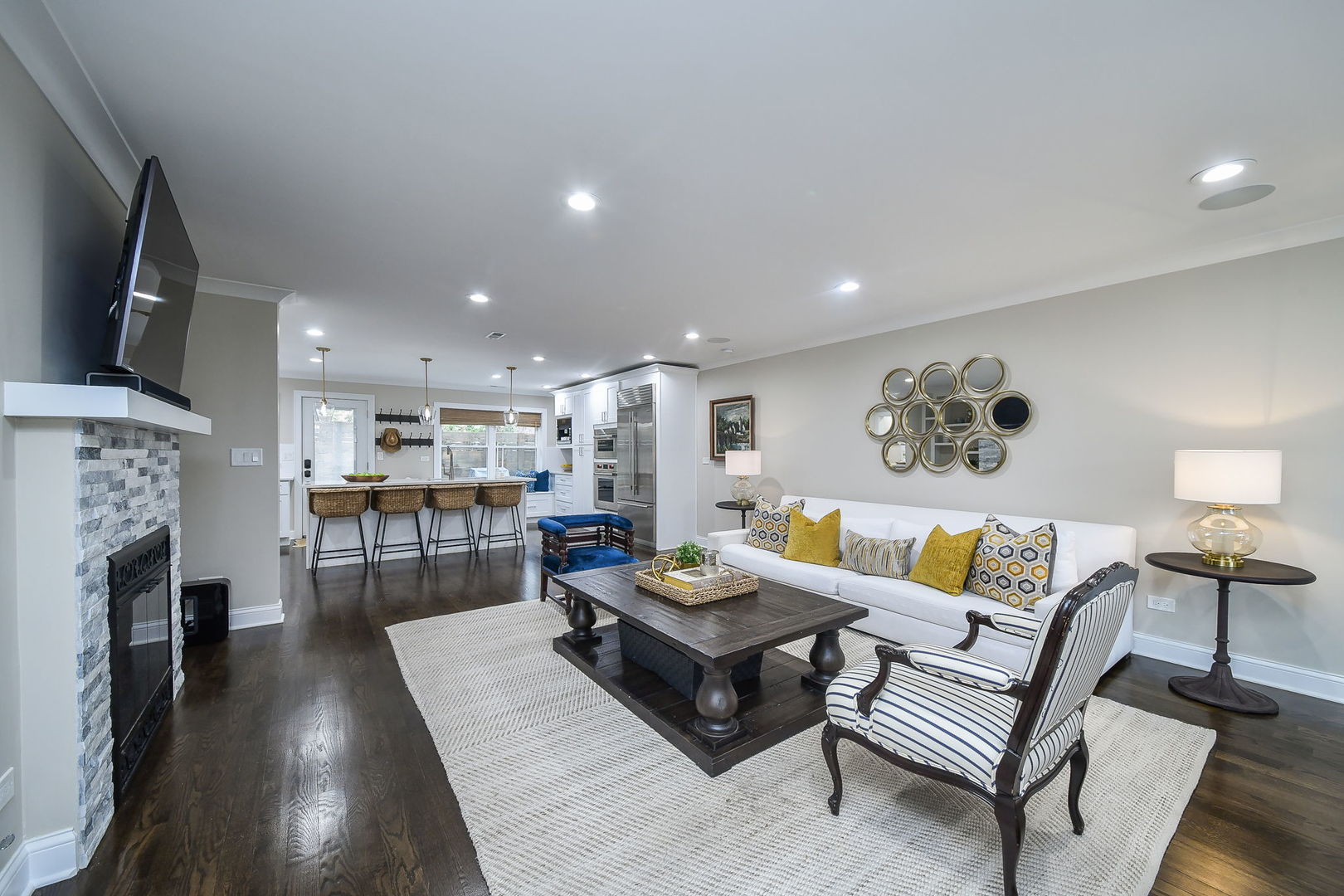 520 Anthony Street #520, Glen Ellyn, IL 60137