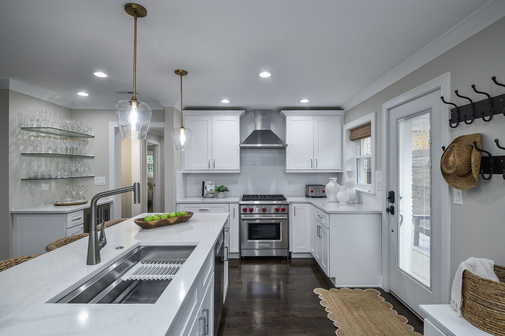 520 Anthony Street #520, Glen Ellyn, IL 60137