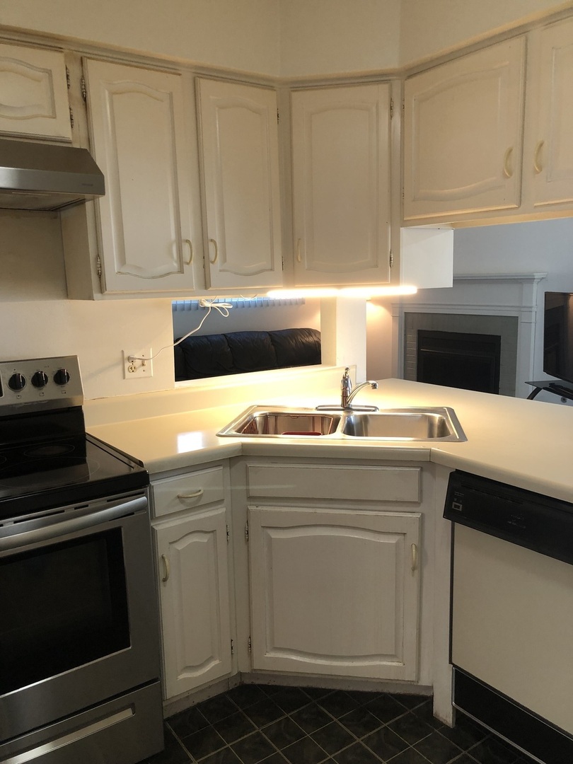 353 Le Parc Circle #353, Buffalo Grove, IL 60089