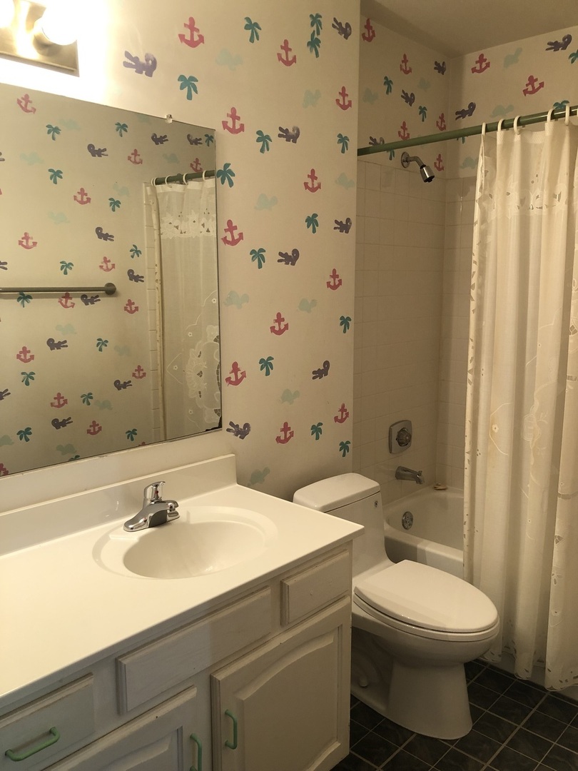 353 Le Parc Circle #353, Buffalo Grove, IL 60089