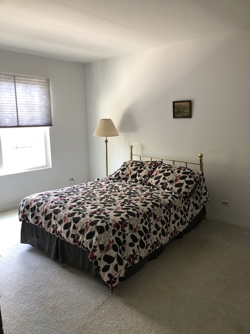 353 Le Parc Circle #353, Buffalo Grove, IL 60089