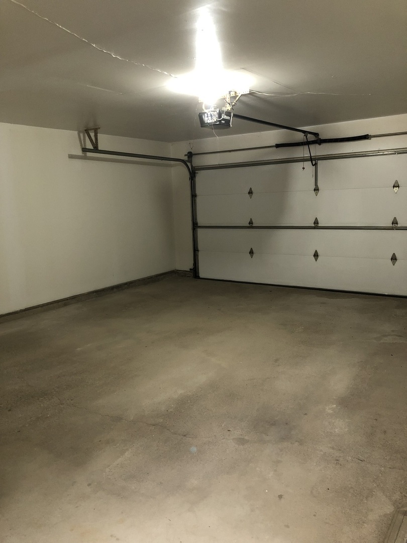 353 Le Parc Circle #353, Buffalo Grove, IL 60089