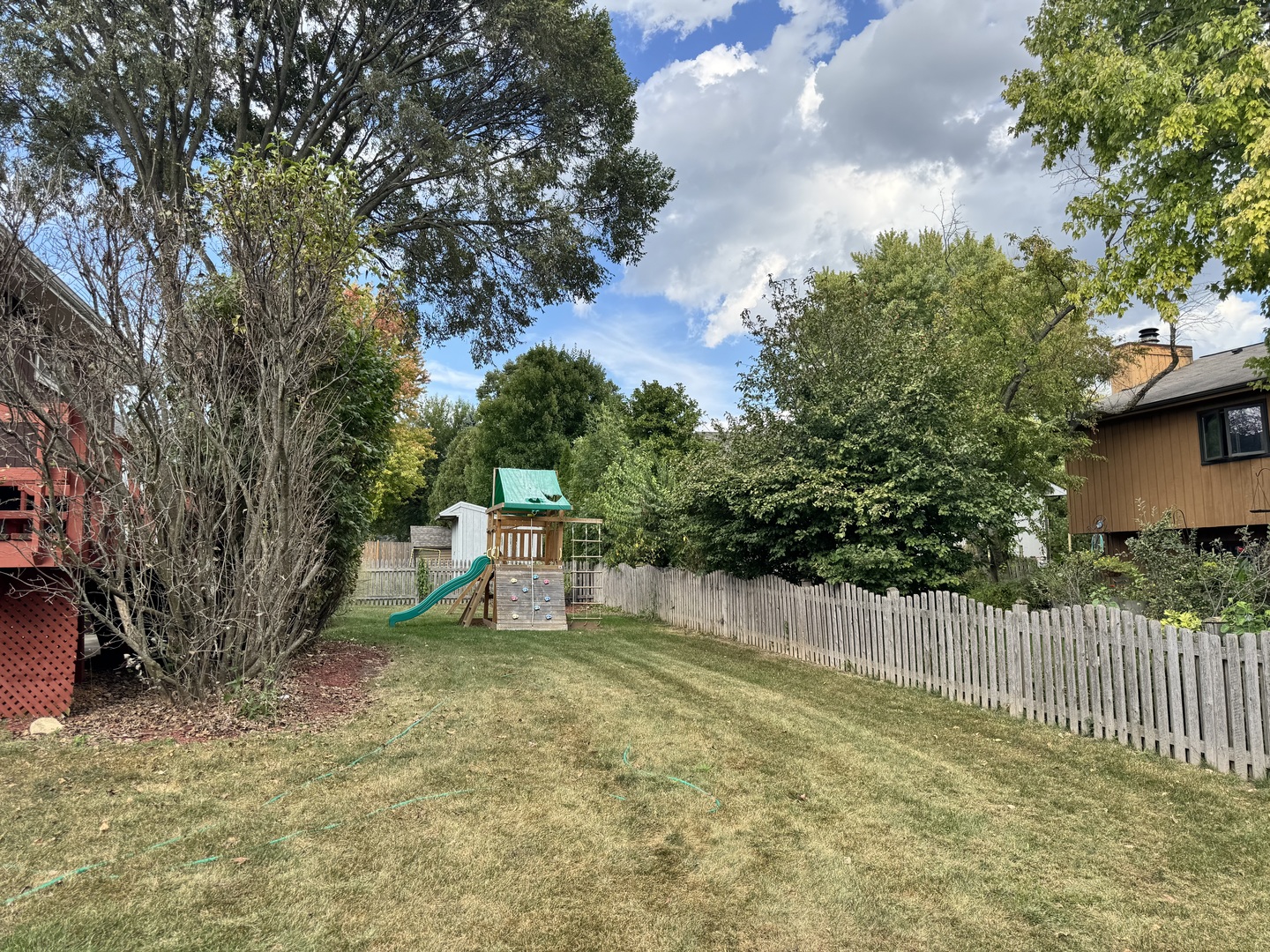 11S067 West Street, Naperville, IL 60565