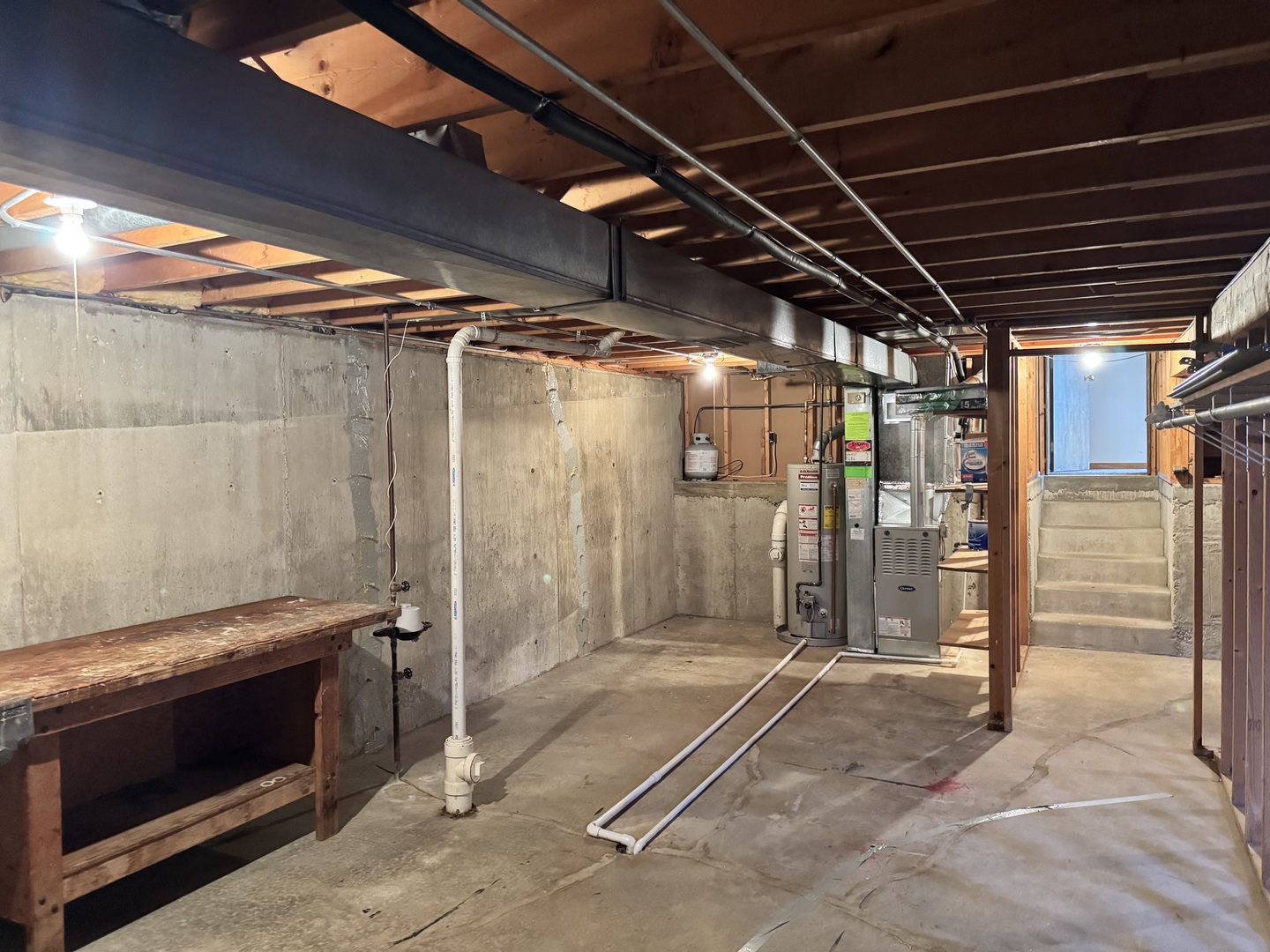 11S067 West Street, Naperville, IL 60565