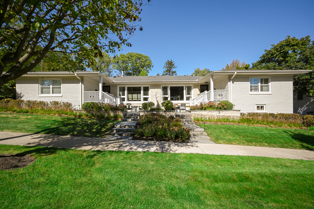 530 Anthony Street #530, Glen Ellyn, IL 60137