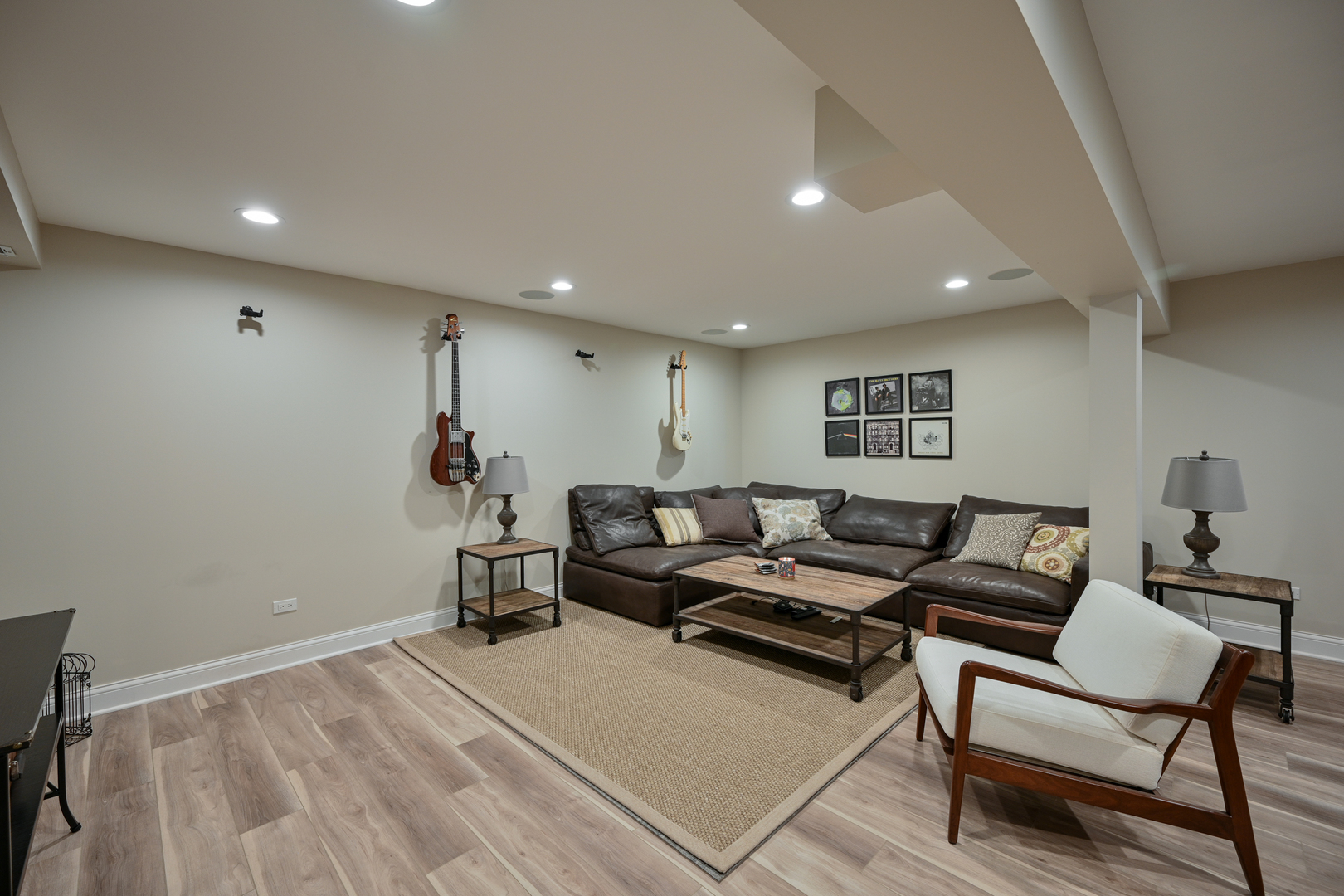 530 Anthony Street #530, Glen Ellyn, IL 60137