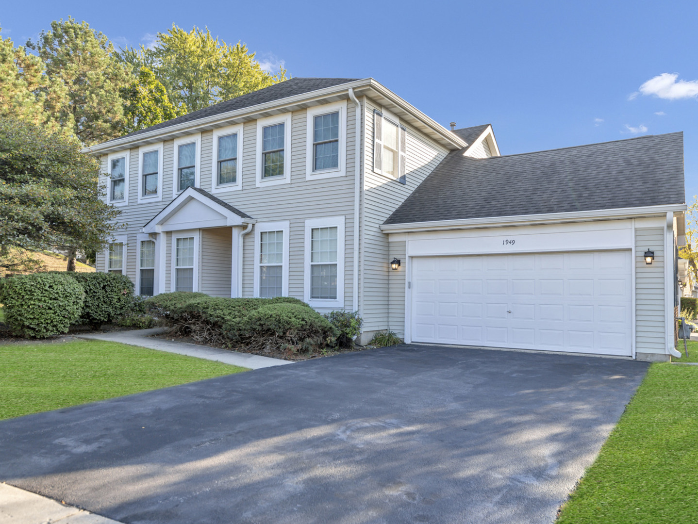 1949 Blackberry Lane #1949, Hoffman Estates, IL 60169