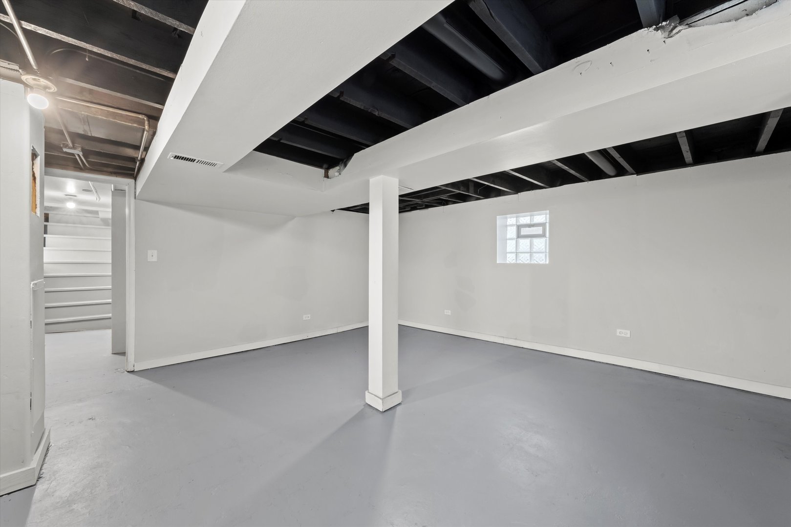 27 E 117th Place, Chicago, IL 60628