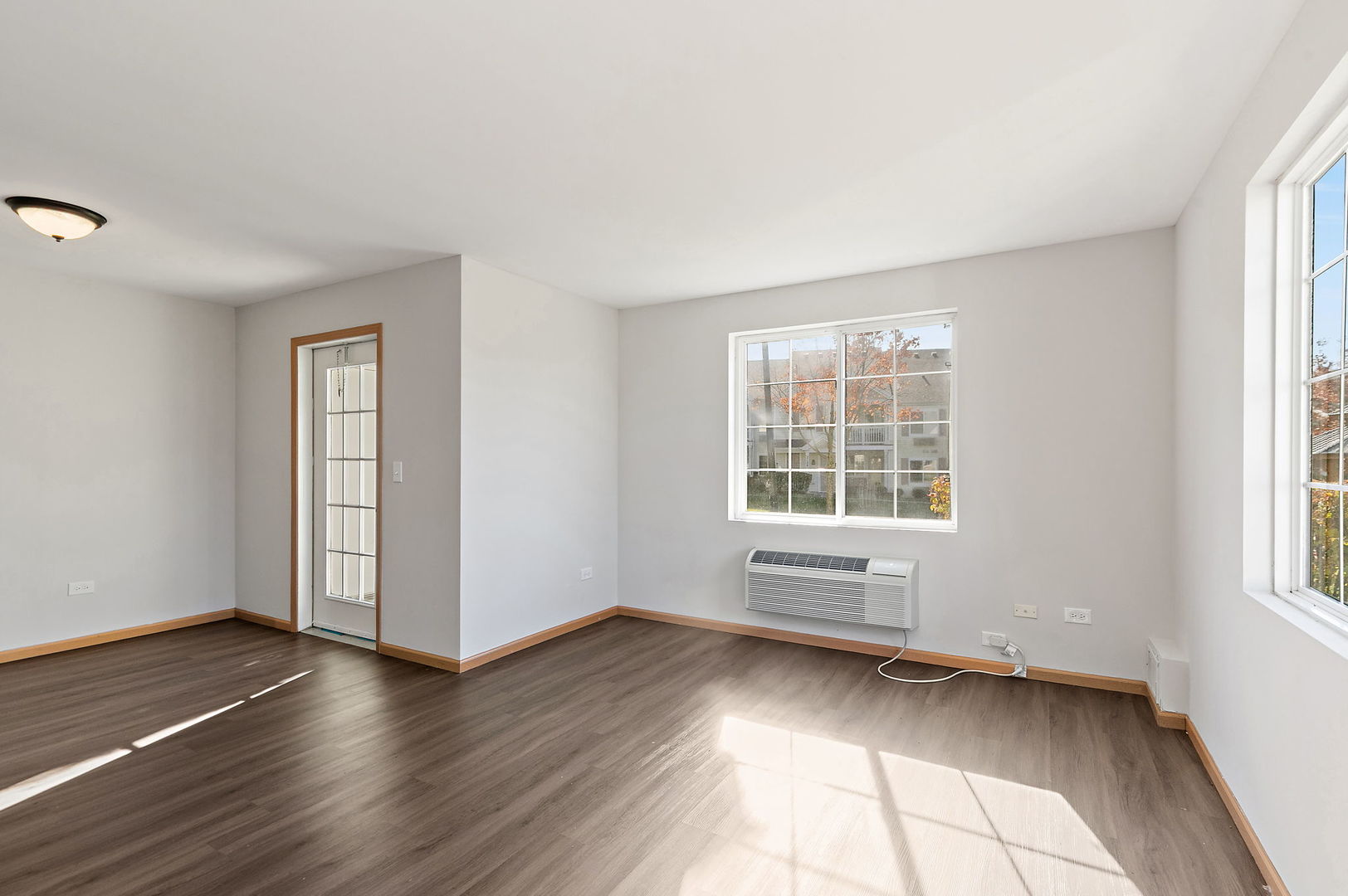 1809 Silverstone Drive #1809, Carpentersville, IL 60110