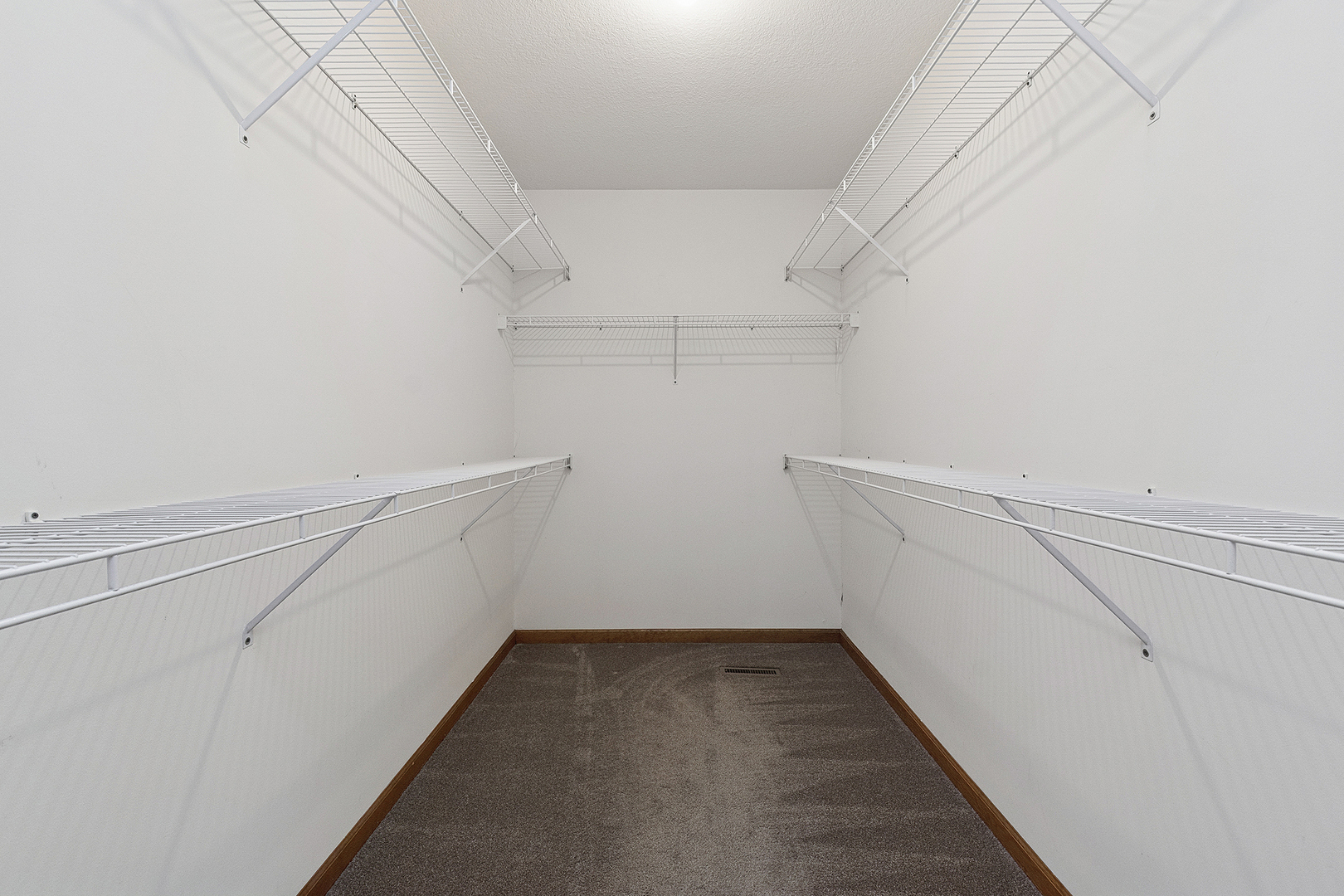 1394 E Armour Road, Bourbonnais, IL 60914