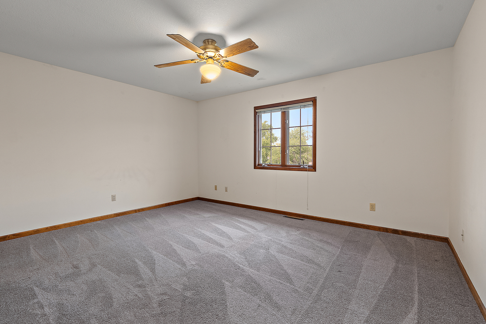 1394 E Armour Road, Bourbonnais, IL 60914