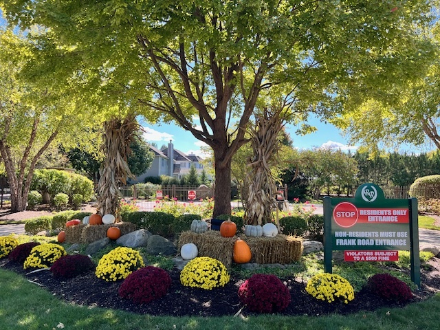 7 Shoal Creek Court, Lake In The Hills, IL 60156