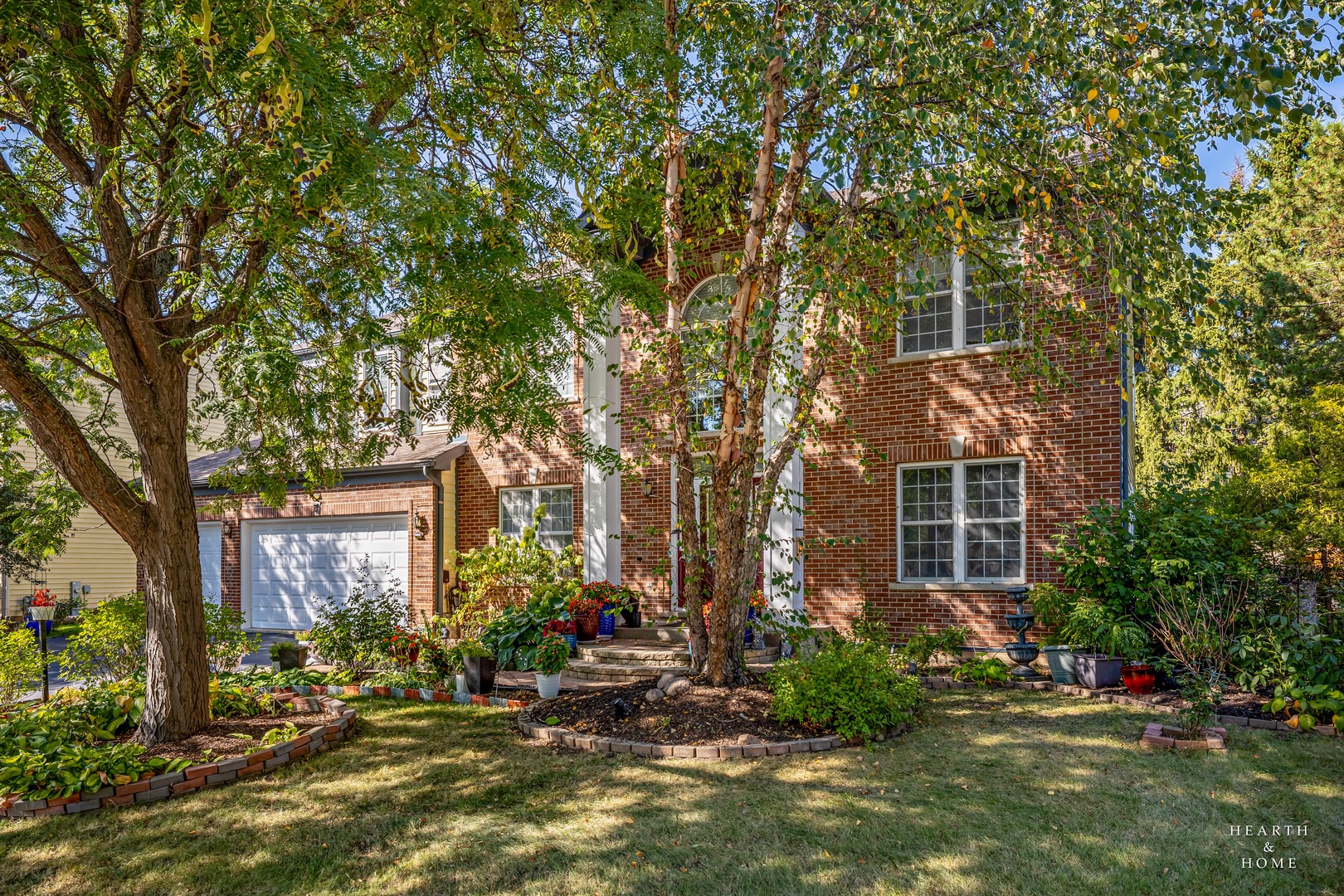 7 Shoal Creek Court, Lake In The Hills, IL 60156