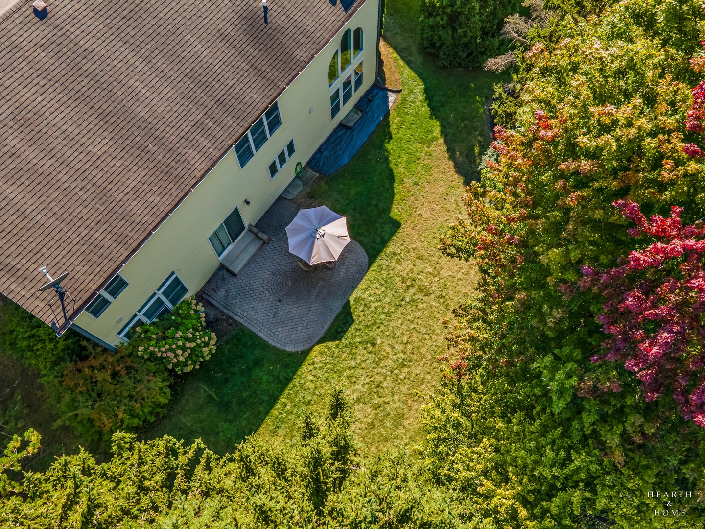 7 Shoal Creek Court, Lake In The Hills, IL 60156