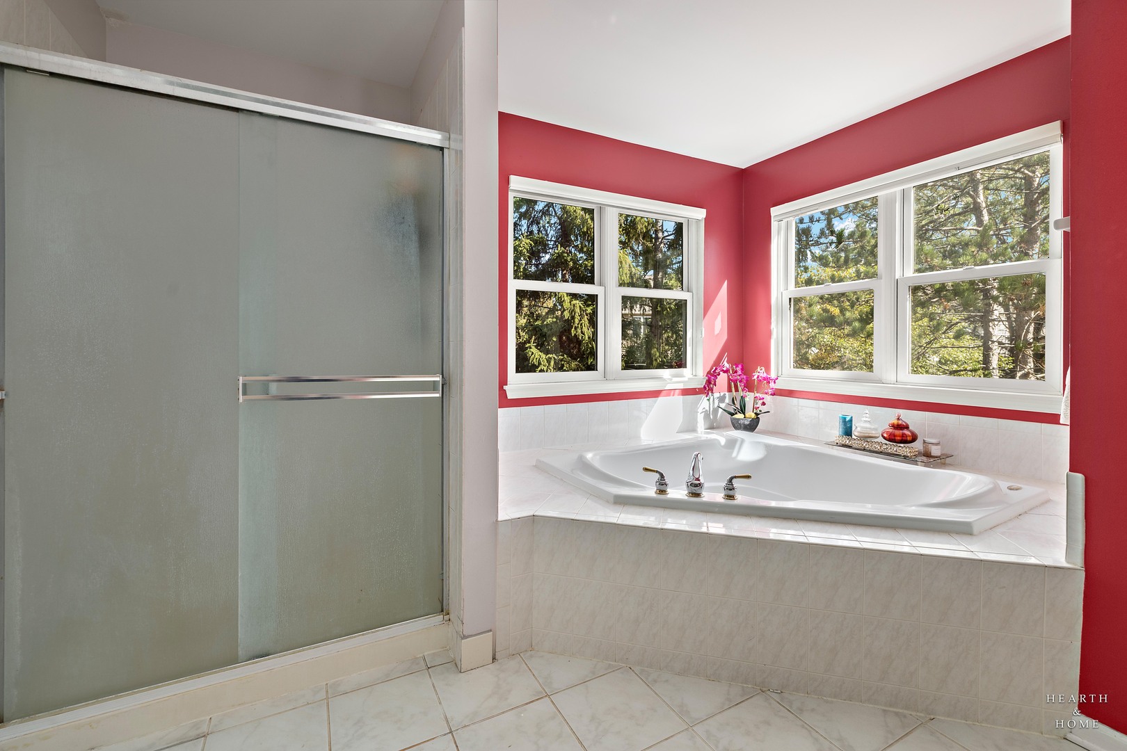 7 Shoal Creek Court, Lake In The Hills, IL 60156