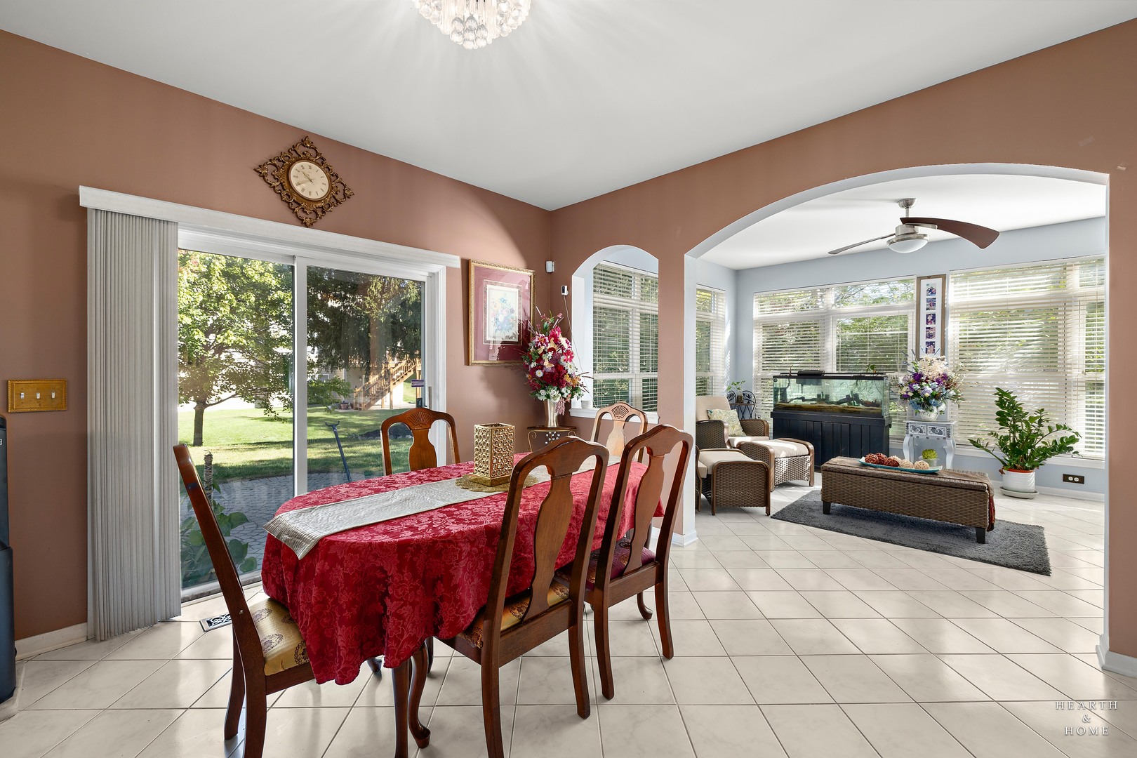 7 Shoal Creek Court, Lake In The Hills, IL 60156