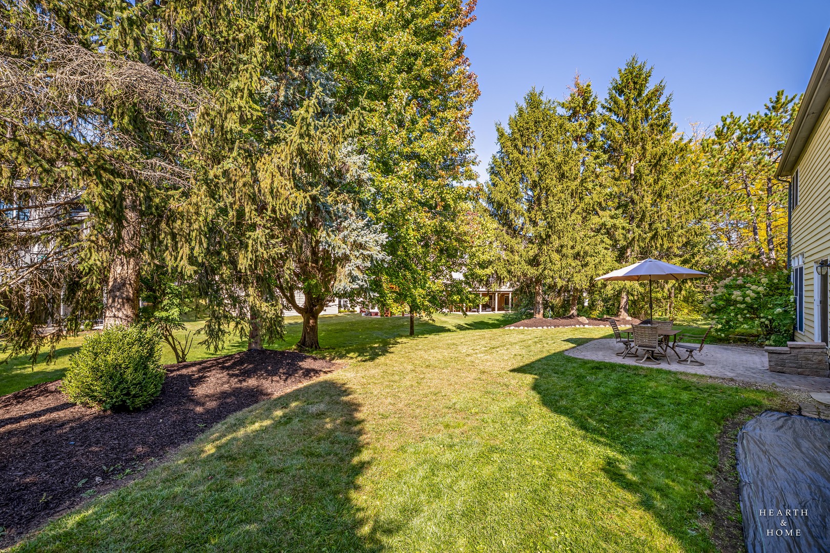 7 Shoal Creek Court, Lake In The Hills, IL 60156