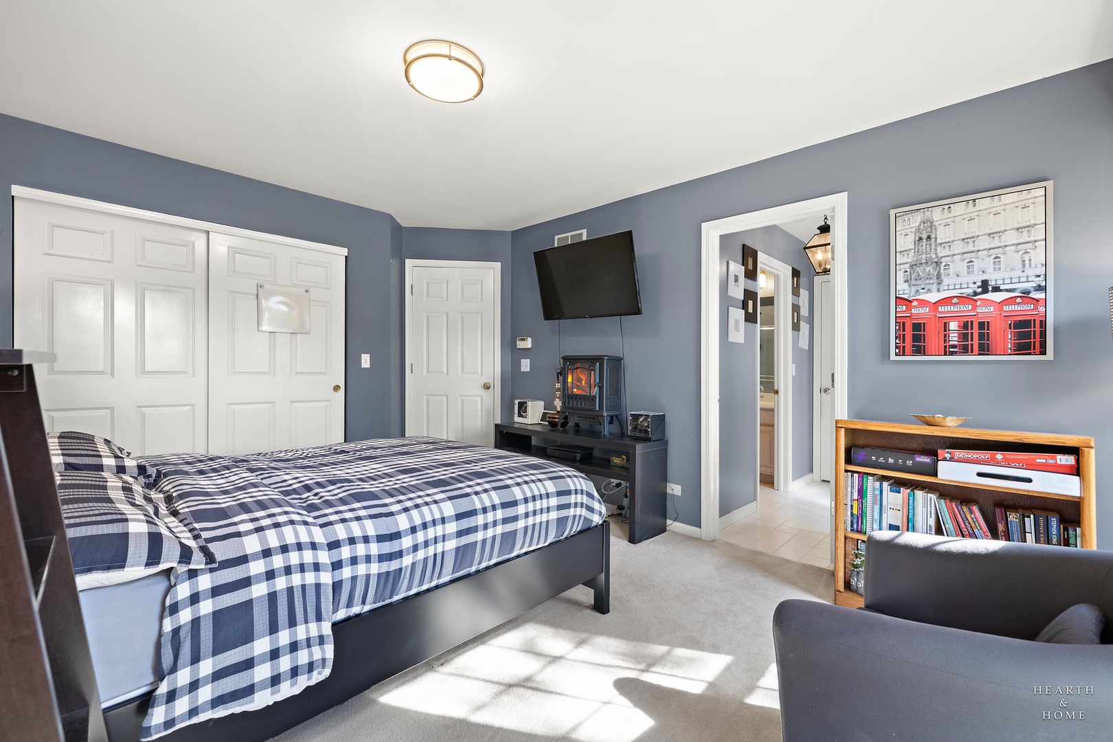 7 Shoal Creek Court, Lake In The Hills, IL 60156