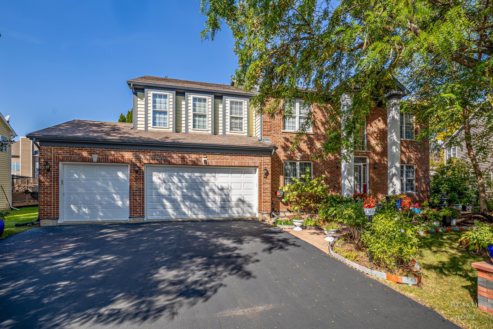 7 Shoal Creek Court, Lake In The Hills, IL 60156