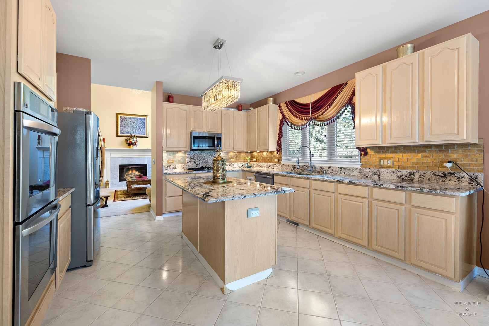 7 Shoal Creek Court, Lake In The Hills, IL 60156