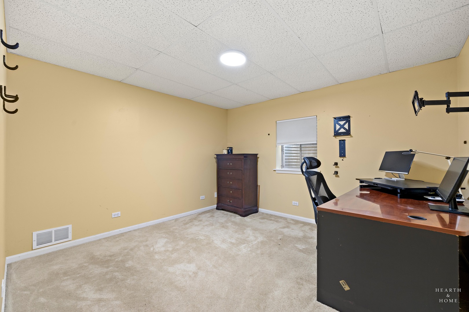 7 Shoal Creek Court, Lake In The Hills, IL 60156