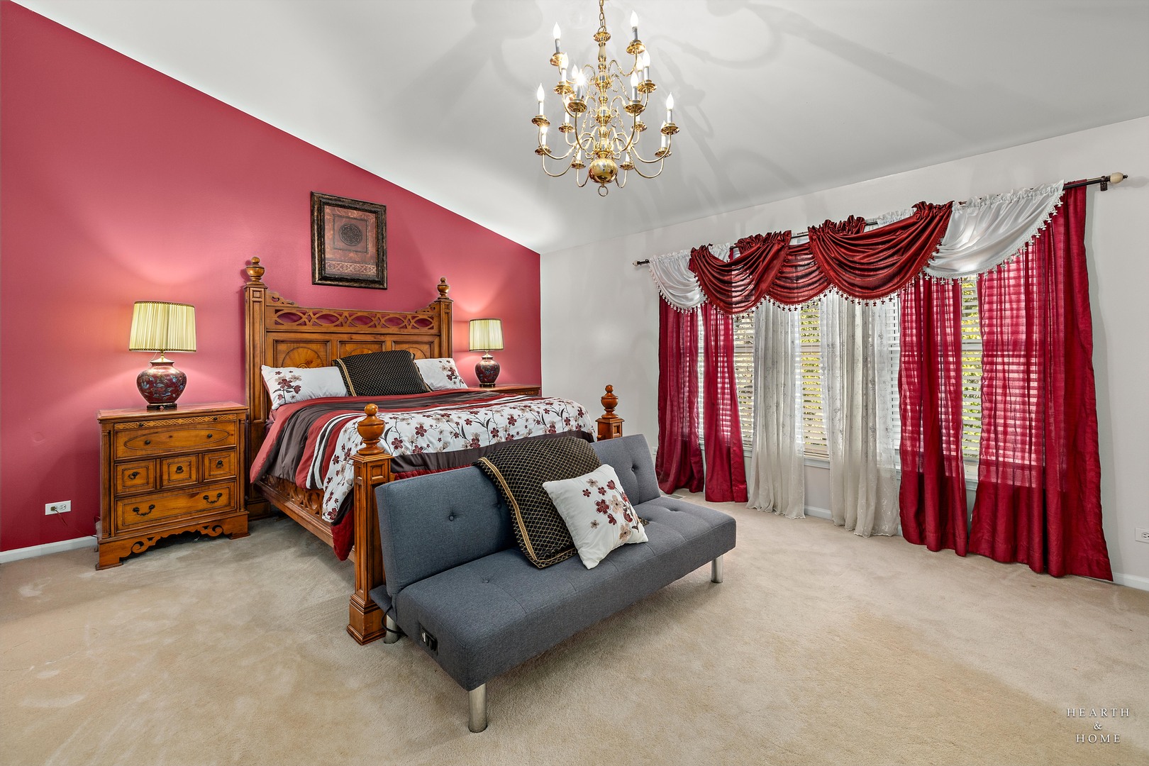 7 Shoal Creek Court, Lake In The Hills, IL 60156