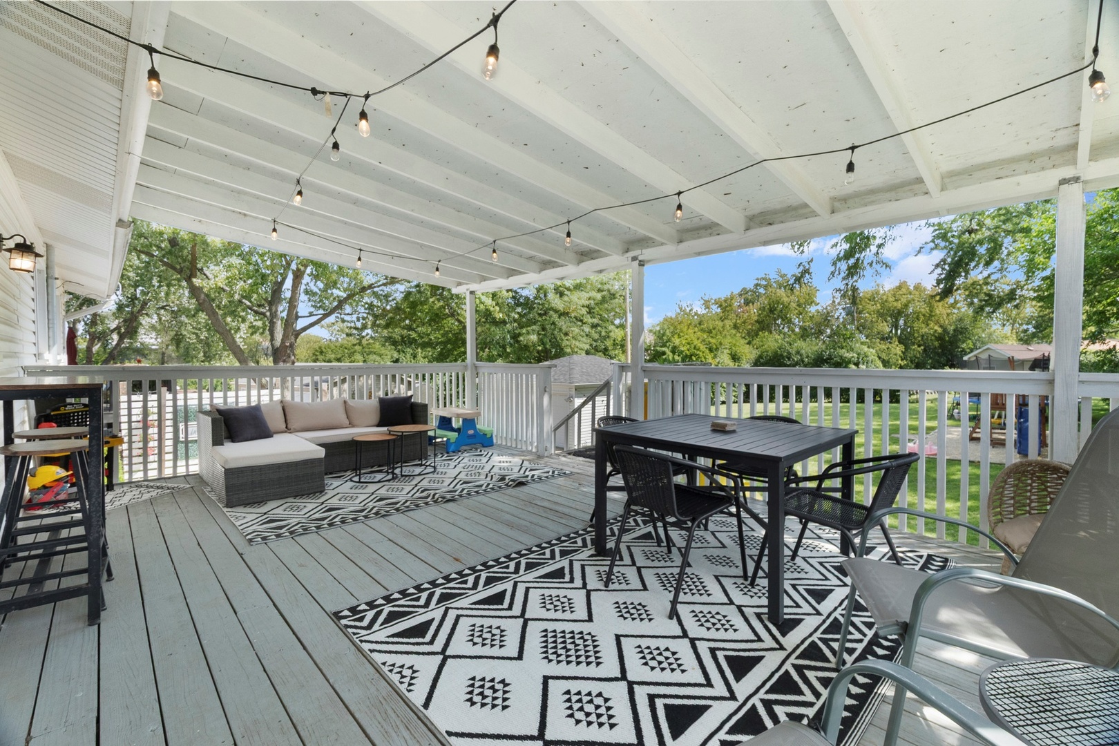 1345 Jefferson Road, Hoffman Estates, IL 60169