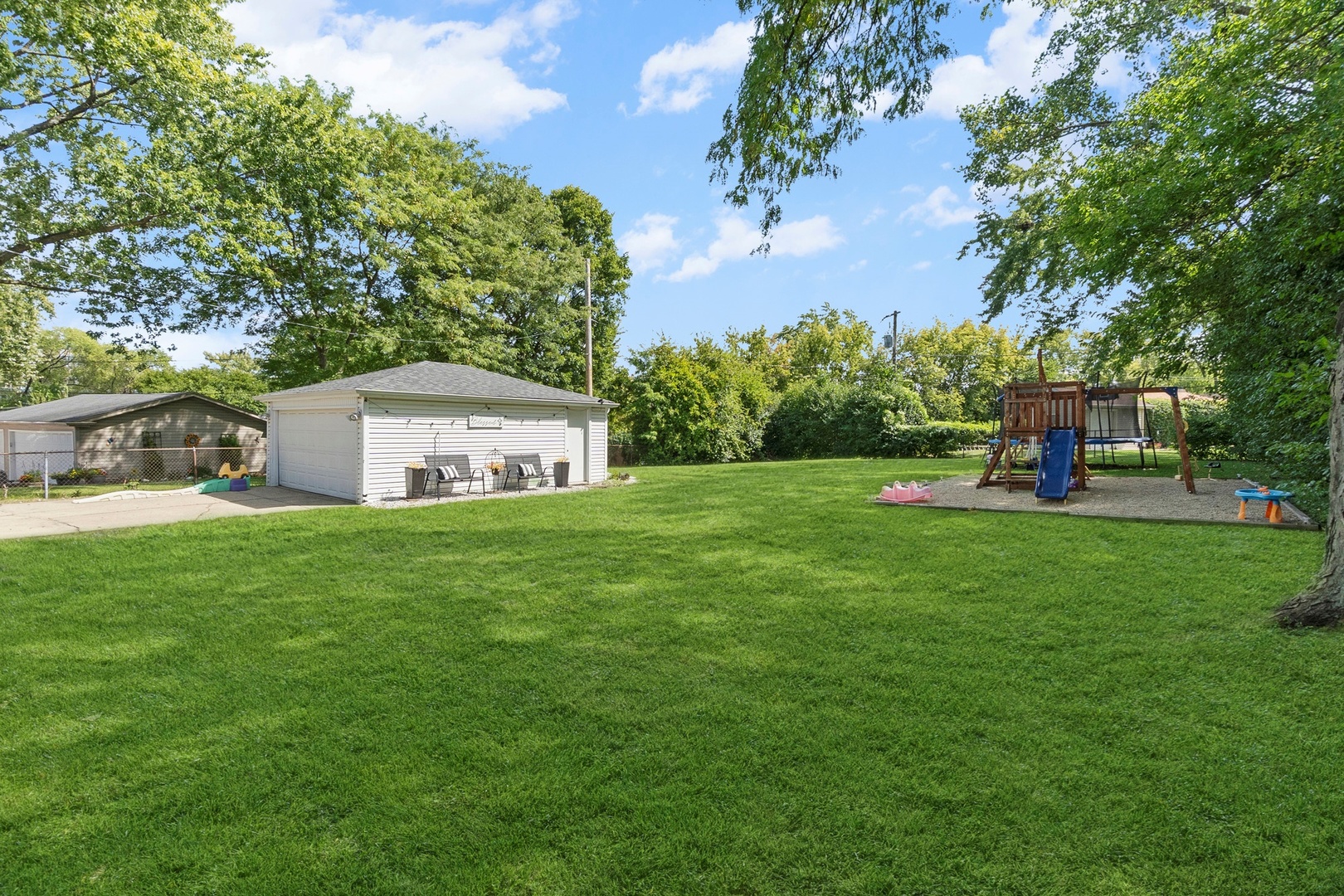 1345 Jefferson Road, Hoffman Estates, IL 60169