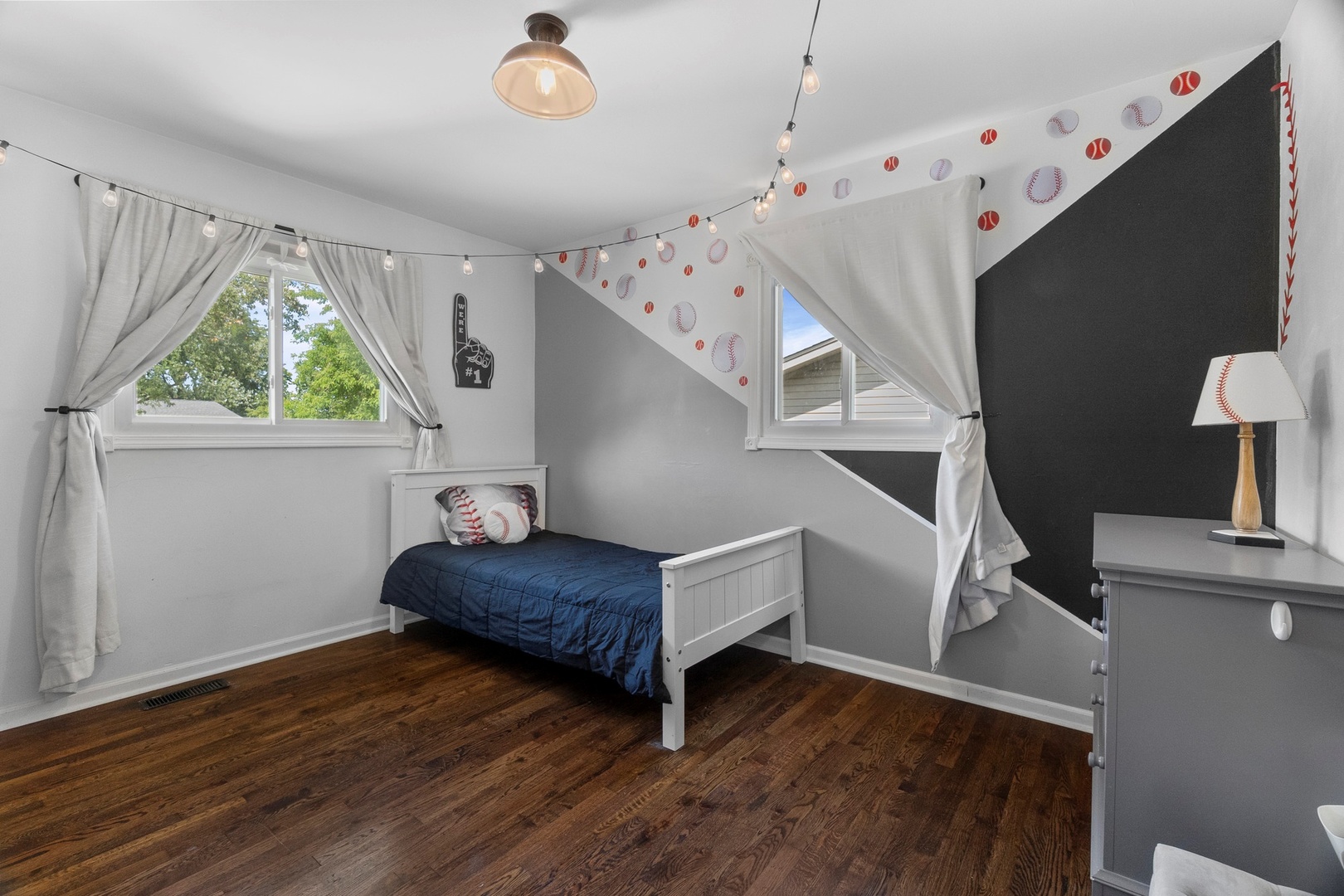 1345 Jefferson Road, Hoffman Estates, IL 60169