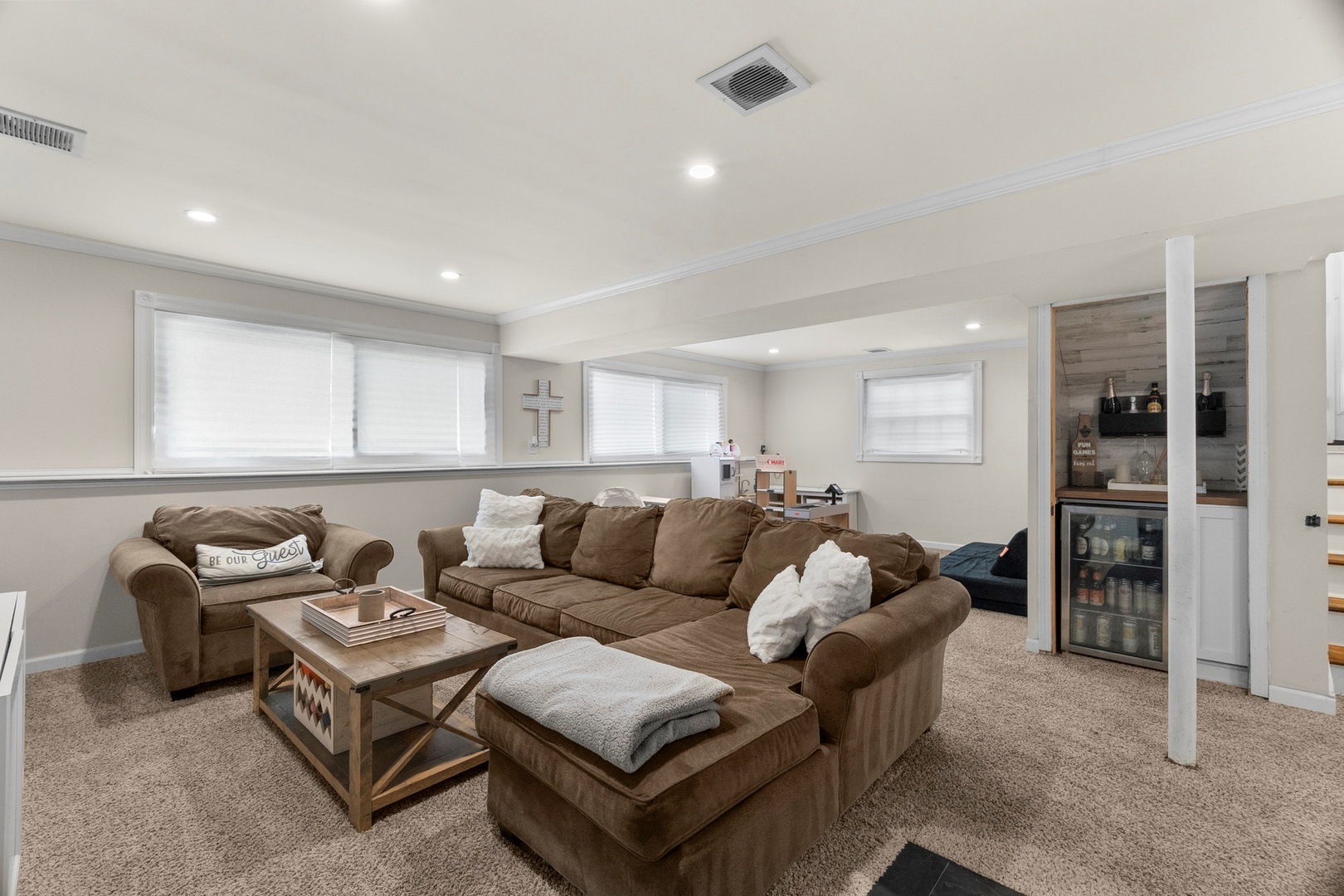 1345 Jefferson Road, Hoffman Estates, IL 60169