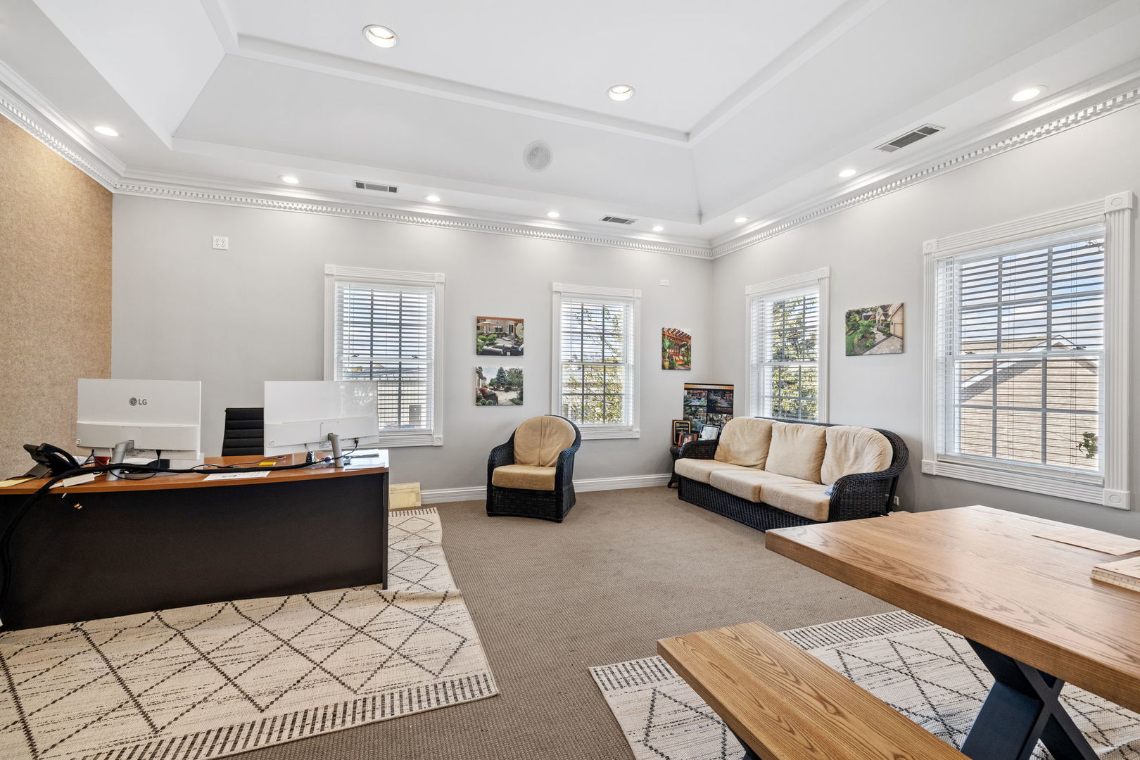 611 W JEFFERSON Street #202, Shorewood, IL 60404