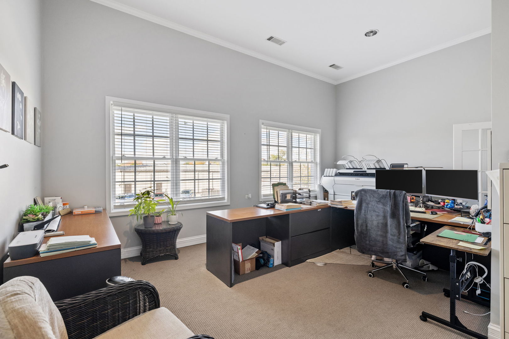 611 W JEFFERSON Street #202, Shorewood, IL 60404