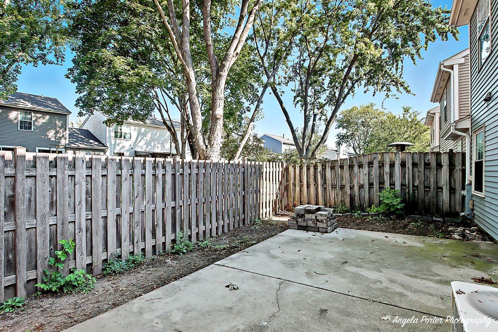 624 Yale Lane, Island Lake, IL 60042