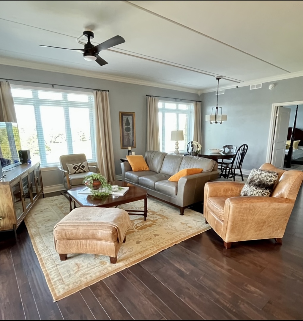 1199 E Port Clinton Road #304, Vernon Hills, IL 60061