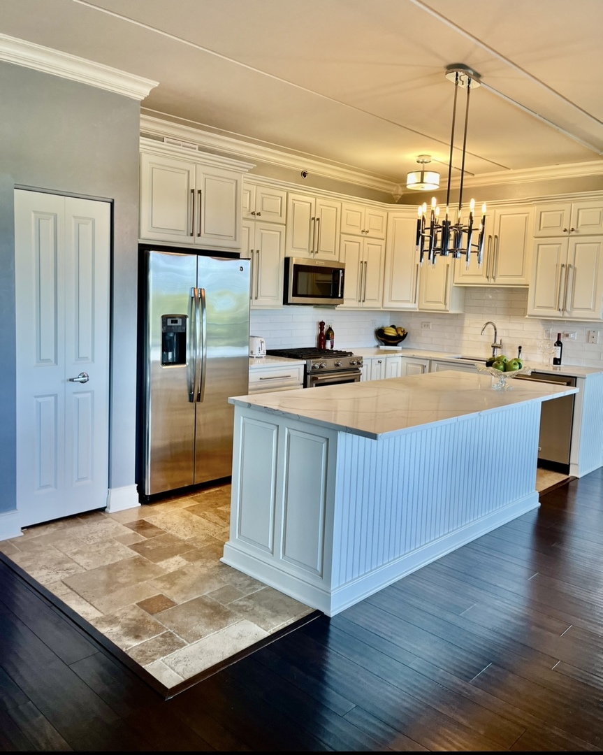 1199 E Port Clinton Road #304, Vernon Hills, IL 60061