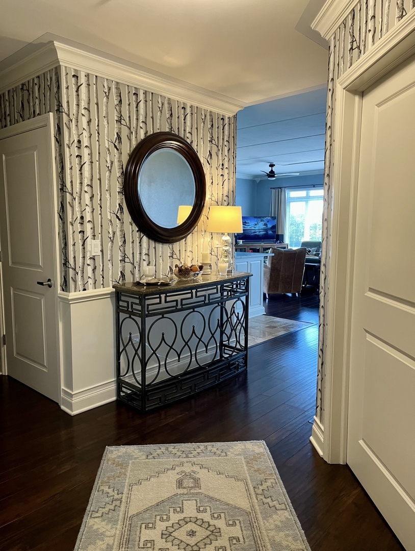 1199 E Port Clinton Road #304, Vernon Hills, IL 60061