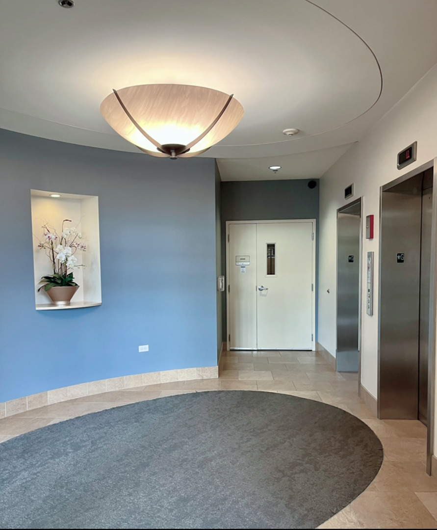 1199 E Port Clinton Road #304, Vernon Hills, IL 60061