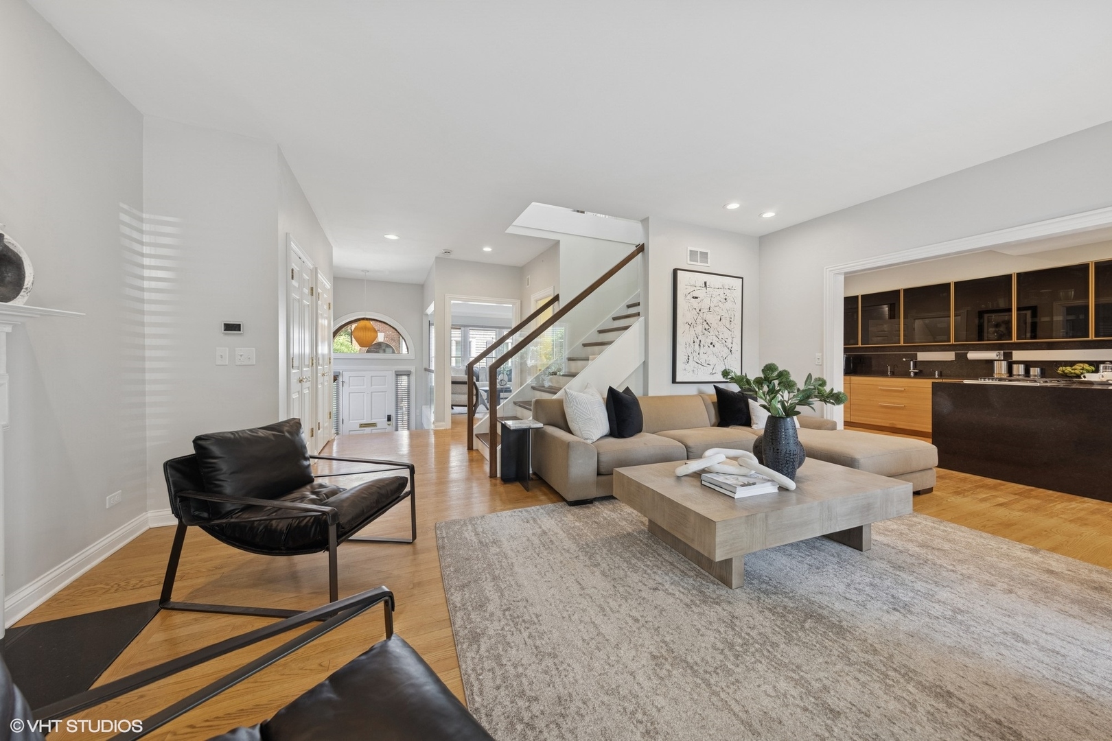 28 S Clay Street, Hinsdale, IL 60521