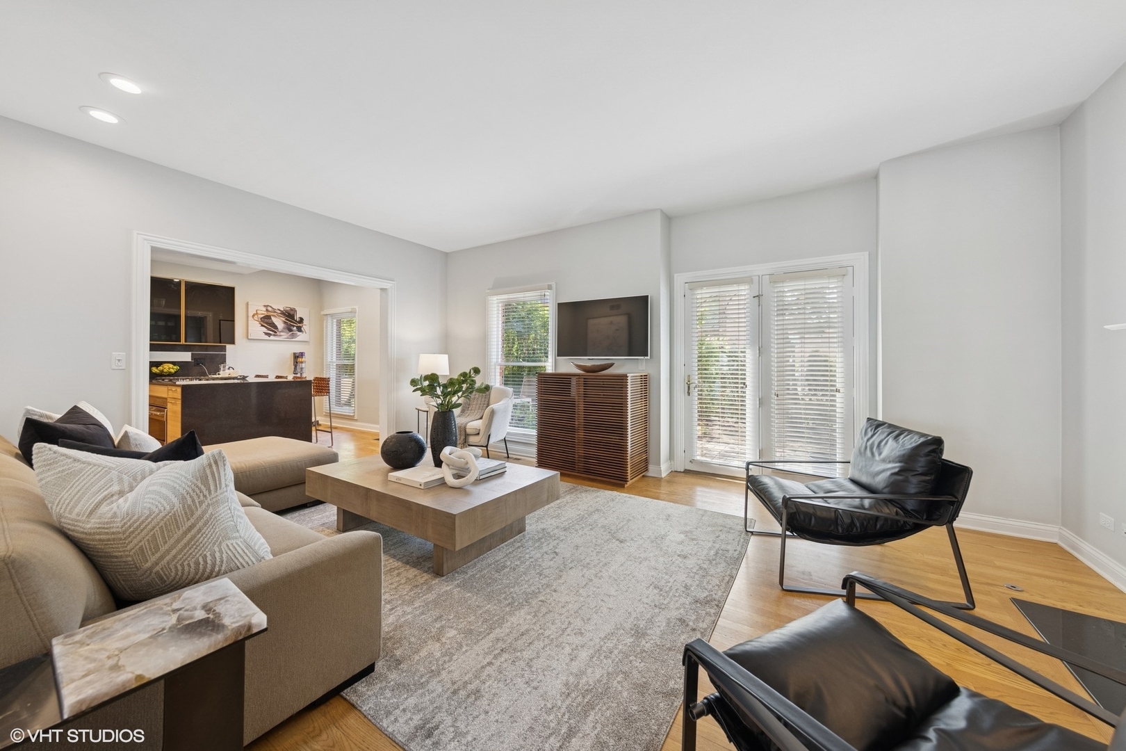 28 S Clay Street, Hinsdale, IL 60521