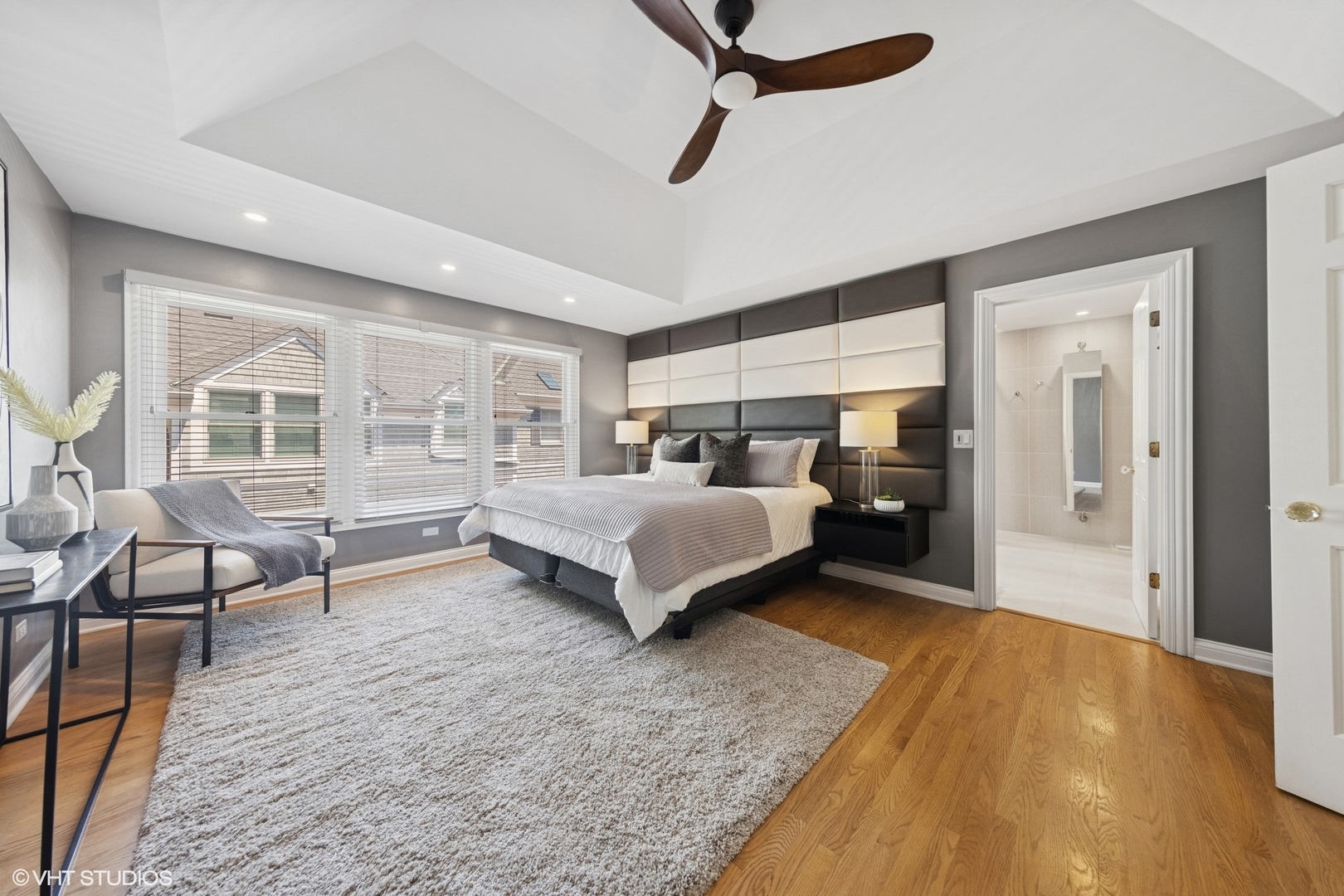 28 S Clay Street, Hinsdale, IL 60521