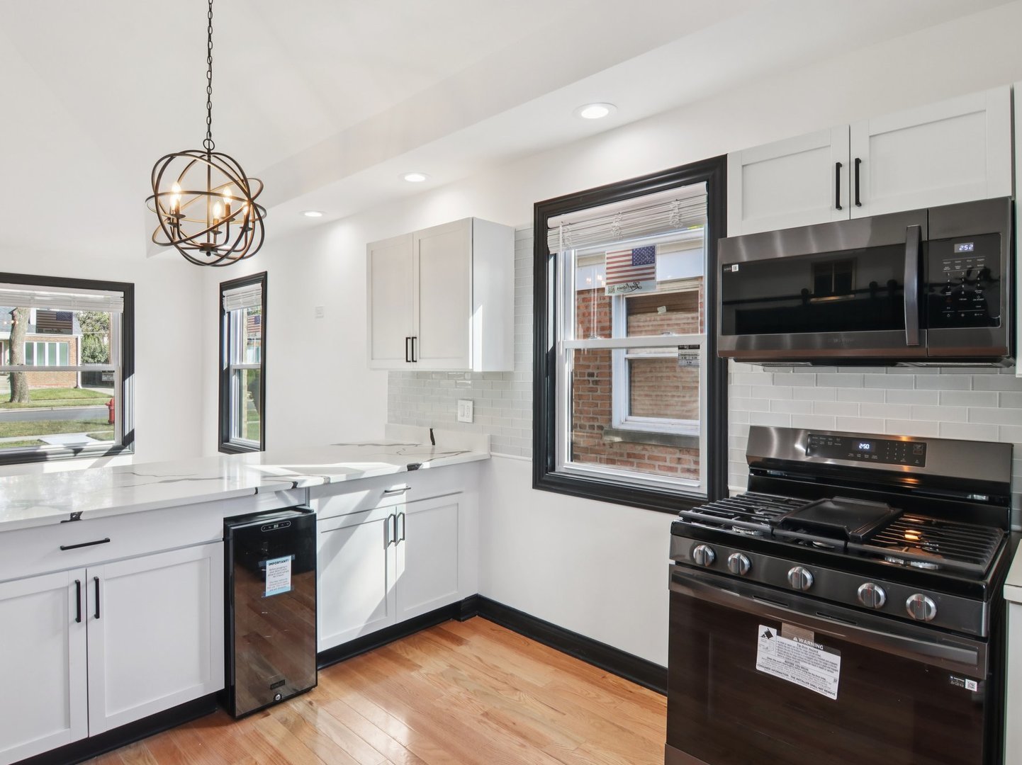 404 Frederick Avenue, Bellwood, IL 60104