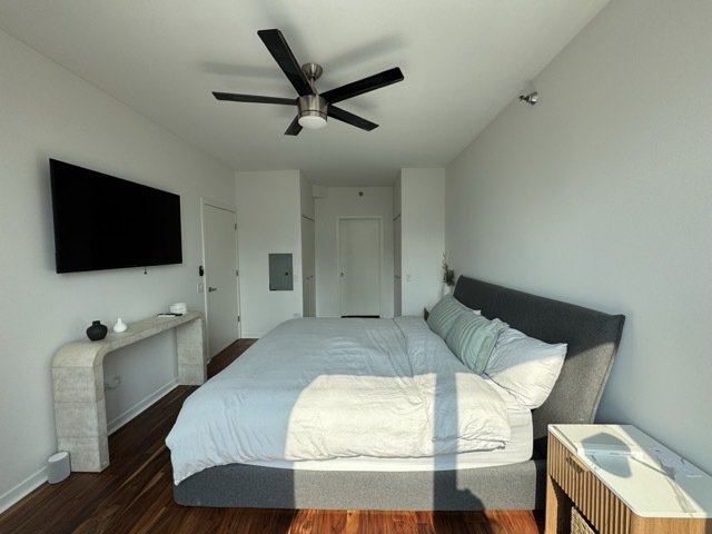 757 N Orleans Street #1206, Chicago, IL 60601
