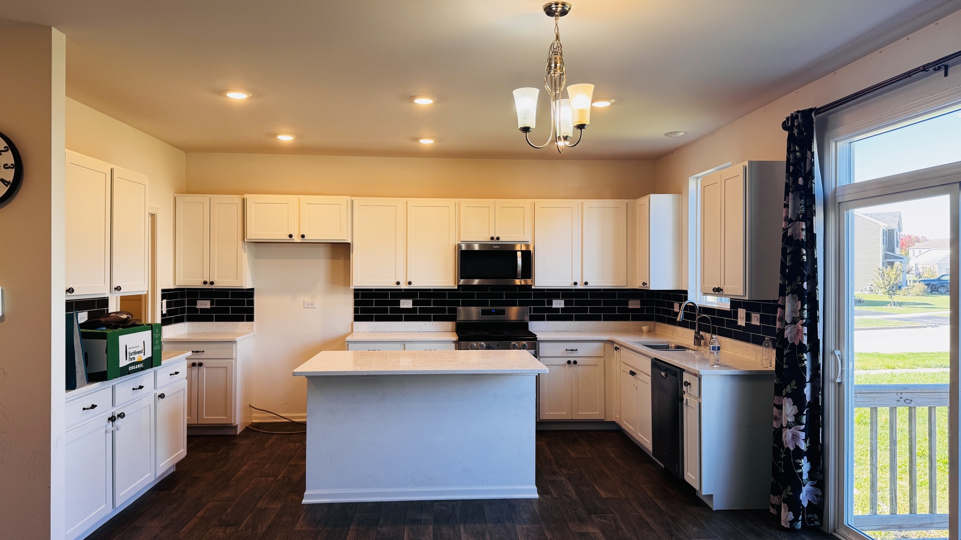 2101 Preswick Lane, Woodstock, IL 60098