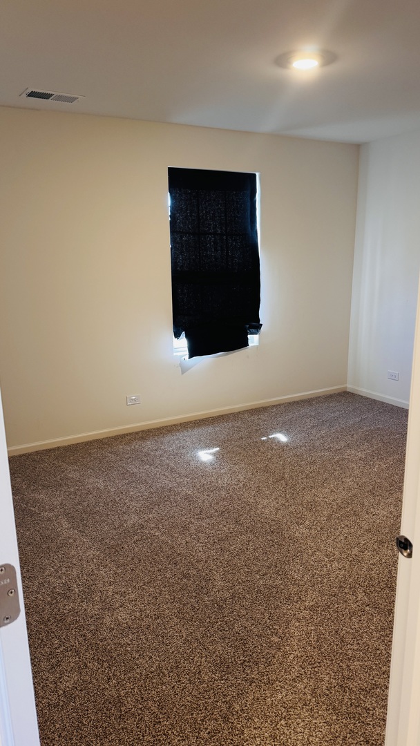 2101 Preswick Lane, Woodstock, IL 60098