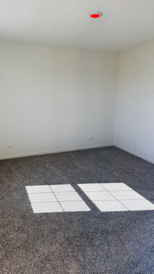 2101 Preswick Lane, Woodstock, IL 60098